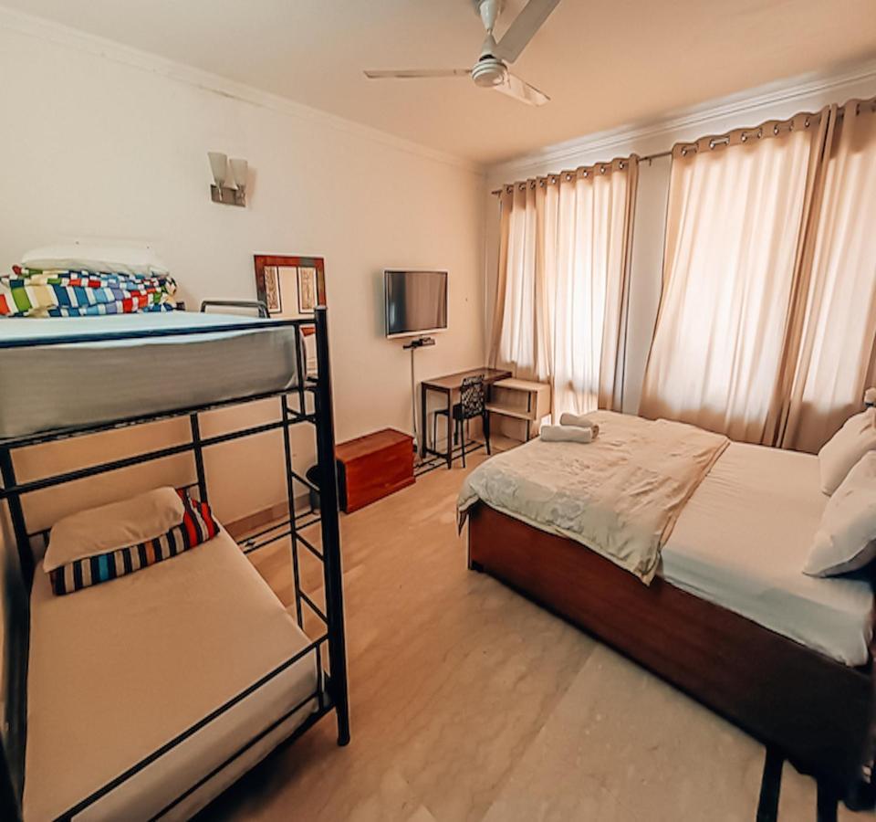 Albergue Madpackers Delhi Nueva Delhi Exterior foto