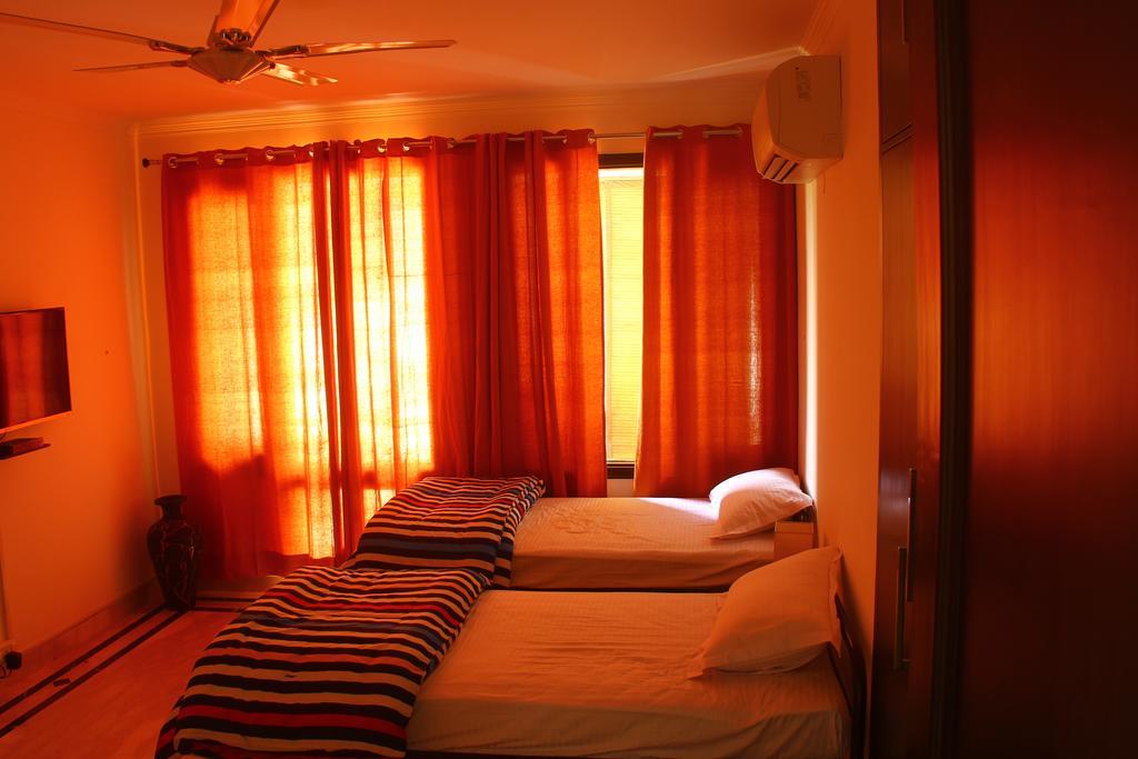 Albergue Madpackers Delhi Nueva Delhi Habitación foto