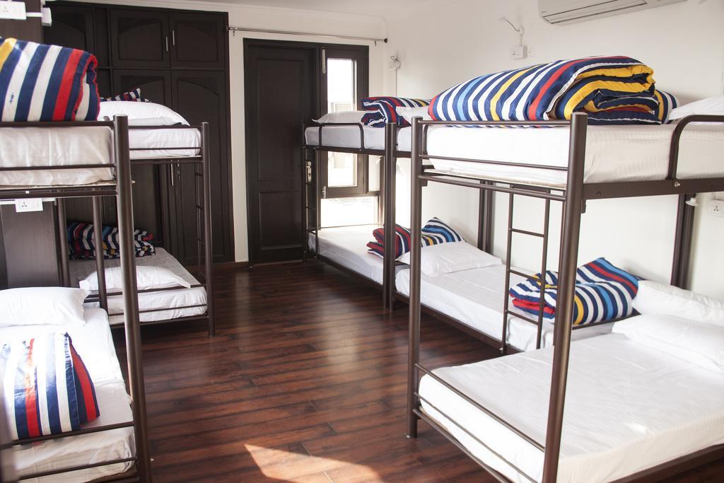 Albergue Madpackers Delhi Nueva Delhi Habitación foto