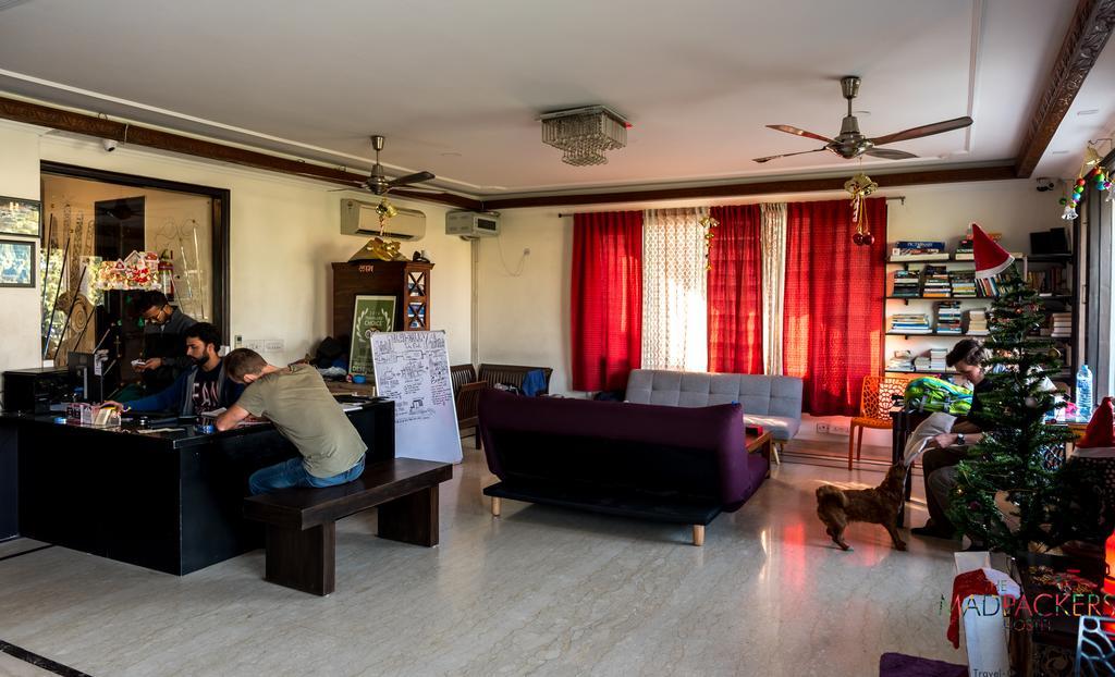 Albergue Madpackers Delhi Nueva Delhi Exterior foto